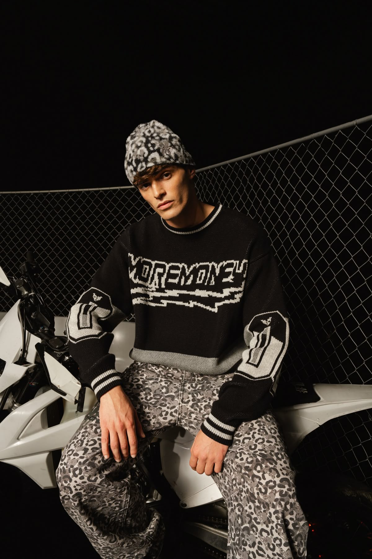 15d5165a0c97a230eb56042f888f7214 Shirtcount